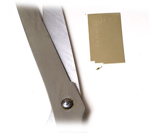 Cut gold solder